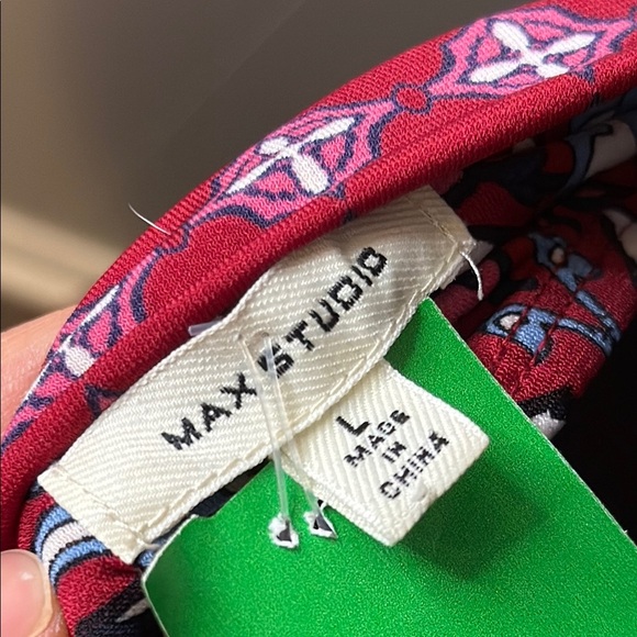 Max Studio Women’s Large Red and White Patterned Midi Dress - Picture 2 of 6